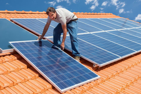 Pose de panneaux photovoltaïques - Fabrication FIMA